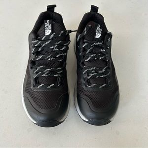 North Face women’s sneakers, size 6.5